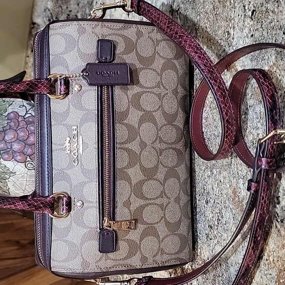 COACH EUC  Rowan Satchel In Signature Canvas - Picture 2 of 6